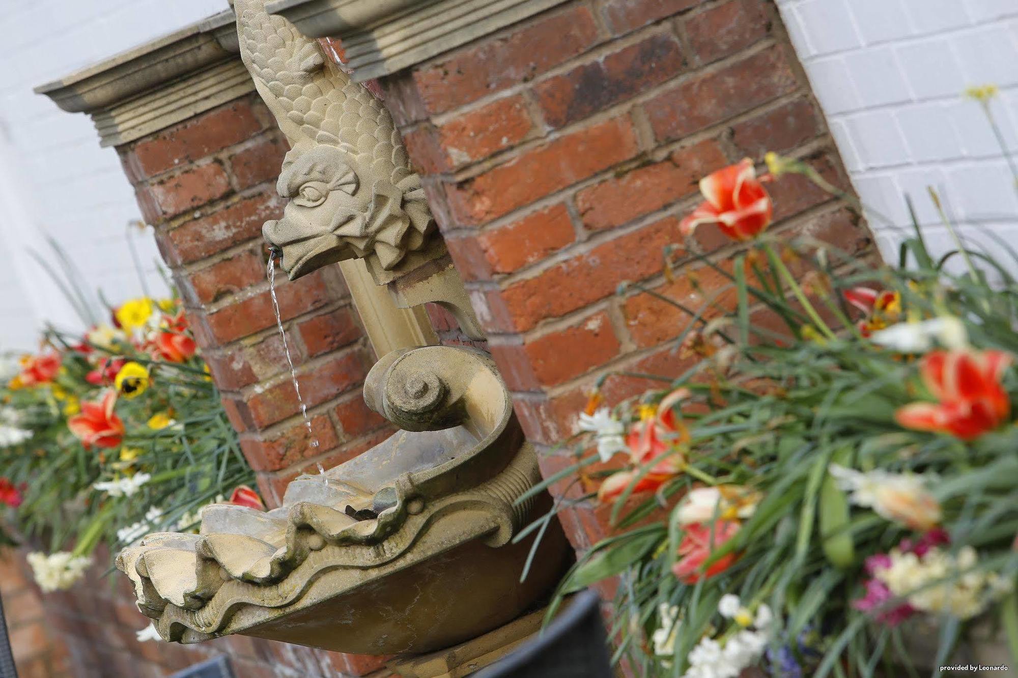 The Three Swans Hotel, Market Harborough, Leicestershire Kültér fotó