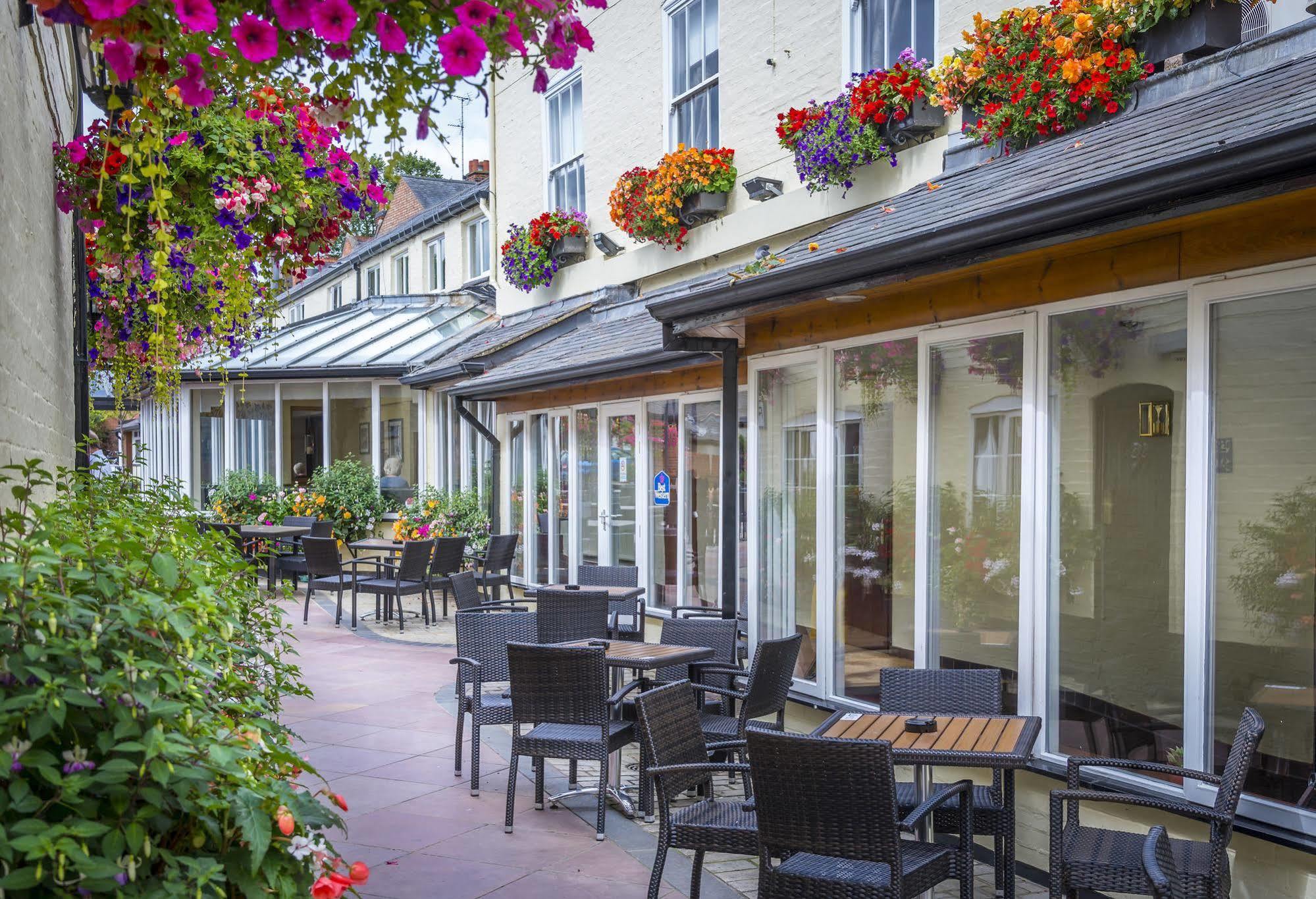 The Three Swans Hotel, Market Harborough, Leicestershire Kültér fotó